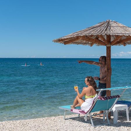 Villa Andrija Family Dream With Heated Pool At The Sea With Beautiful Garden, Outside Cinema And Kids Playground فاجانا المظهر الخارجي الصورة